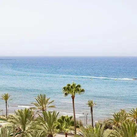 Bonito Apto Cristianos, Vistas Al Mar Y Playa شقة